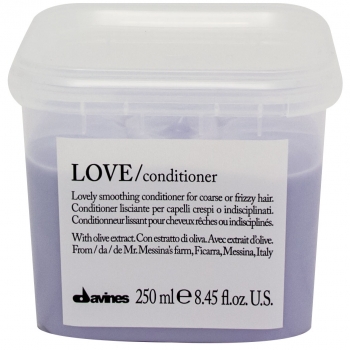 Davines Essential Haircare New Love Lovely Smoothing conditioner (Кондиционер для разглаживания завитка)