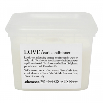 Davines Essential Haircare New Love Curl conditioner (Кондиционер для усиления завитка)